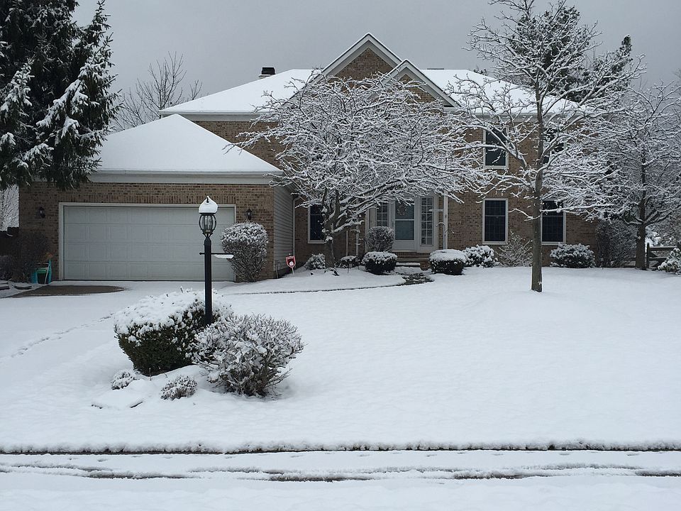 1st image of 17191 Hampton Chase