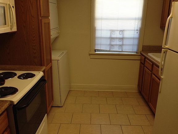 5th image of 1225 Burdette St #1/2