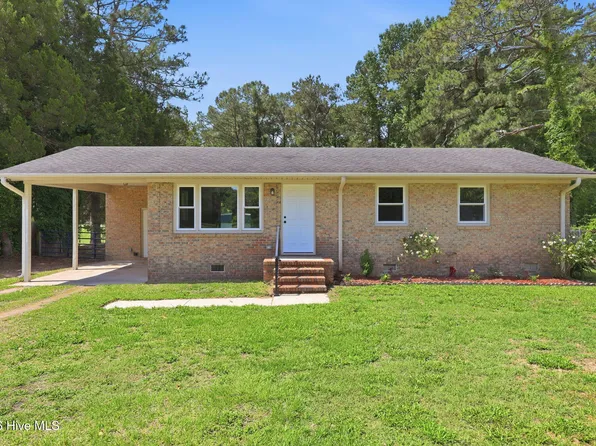 1040 Broad Creek Road, New Bern, NC 28560