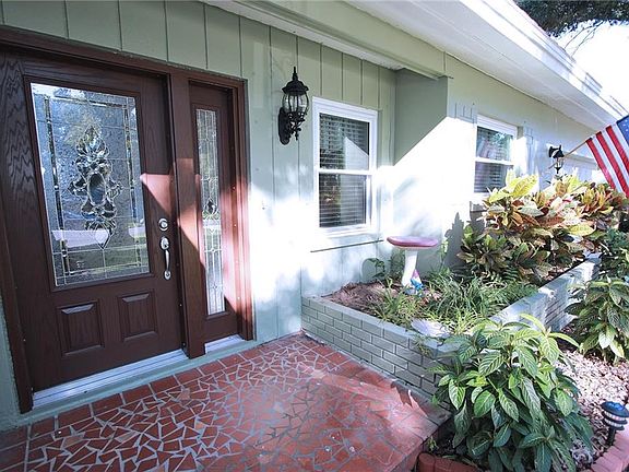 2nd image of 1610 Sierra Cir