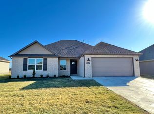 2002 E Hudson Dr, Siloam Springs, AR 72761