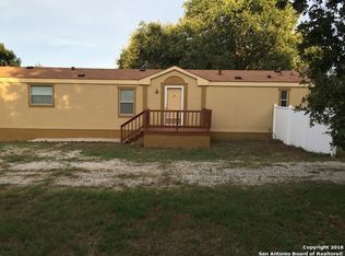 205 Brianna Ct, Von Ormy, TX 78073
