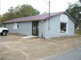1105 McFarland Ave, Rossville, GA 30741