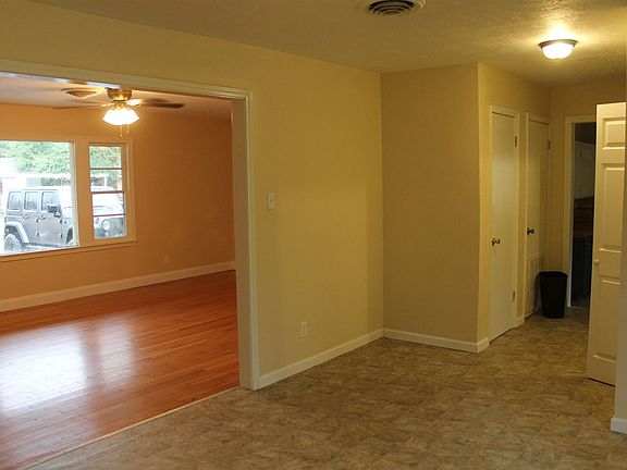 (5) Dining to Living