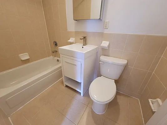 Rented by Gold & Appel Realty Corp | media 10