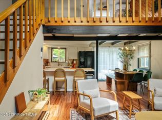 237 Ash Dr, Long Pond, PA