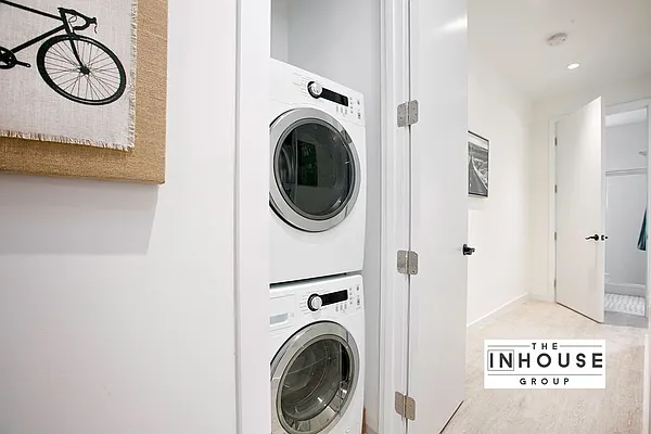 Rented by The InHouse Group | media 9