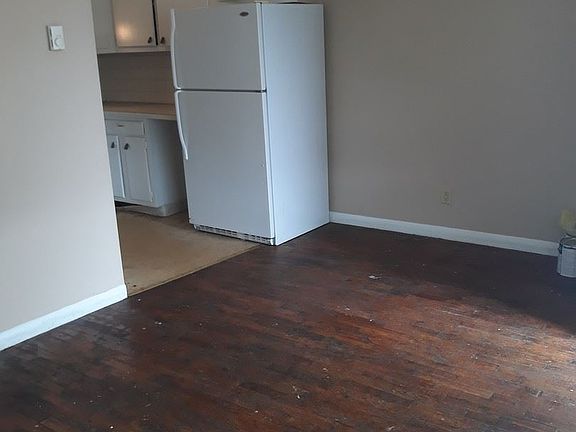 4th image of 111 W Mulberry St APT 6