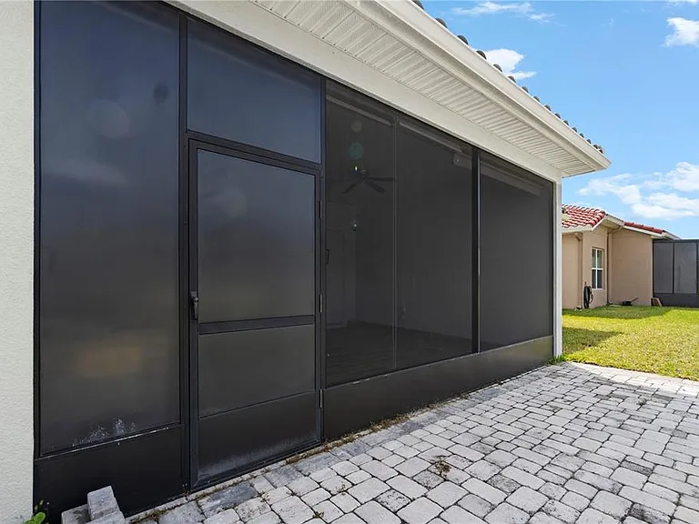 2320 Symphony Cir — Photo 46