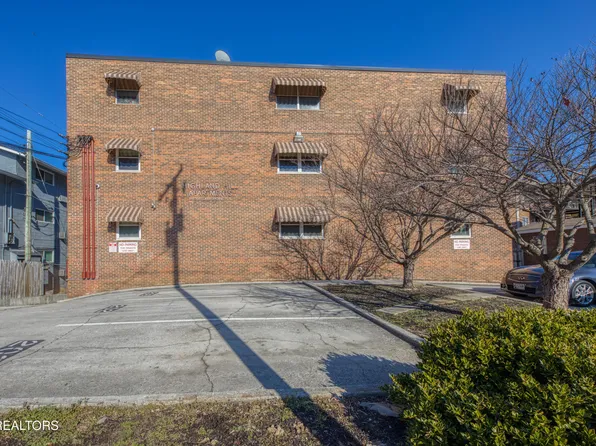 1211 Highland Ave APT 206, Knoxville, TN 37916