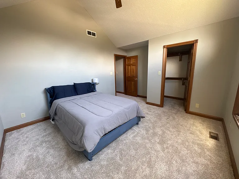 1007 New Harmony Dr — Photo 6