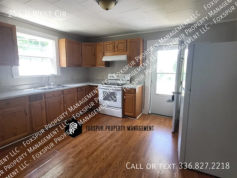 254 H West Cir — Photo 10
