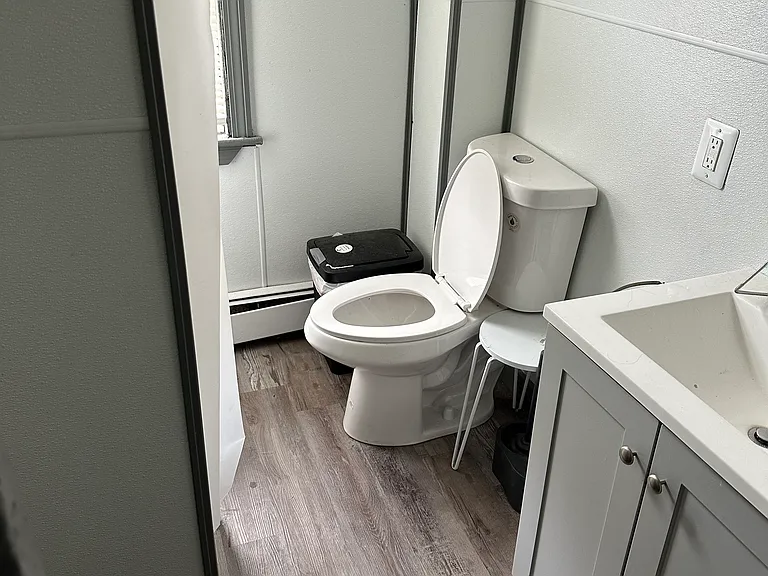 250 Orms St #2 — Photo 2