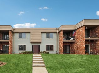4733 Woodland Ave UNIT 2, West Des Moines, IA 50266