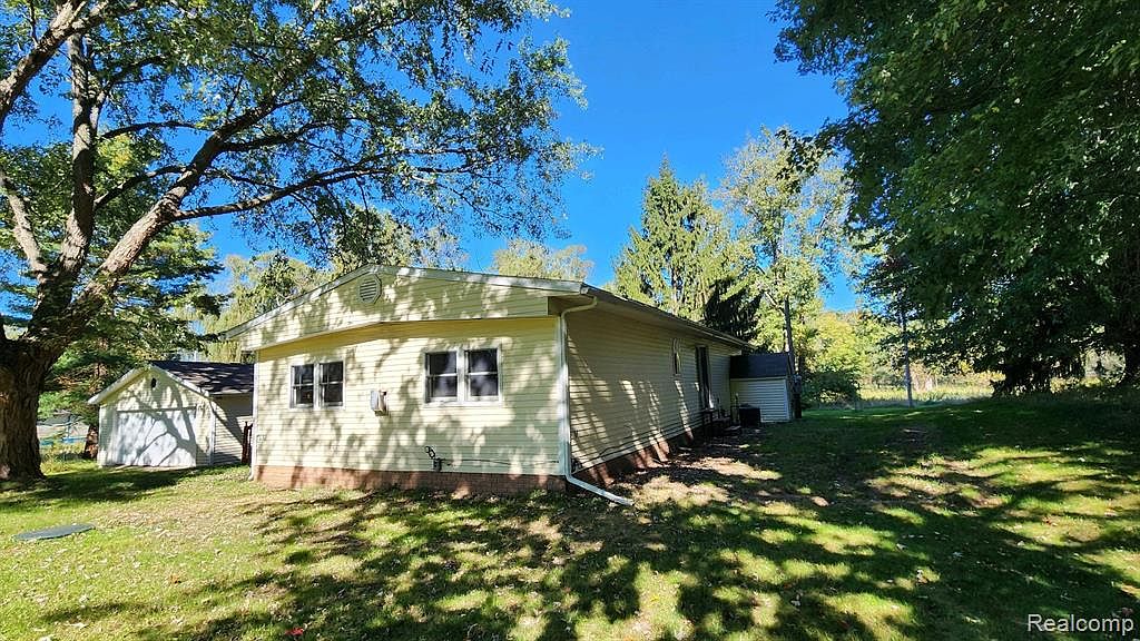 15334 Kathryn Ct, Unadilla, MI 48169 MLS 20230034448 Zillow