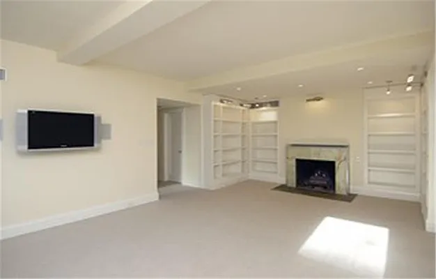 Rented by Buchbinder & Warren | media 15