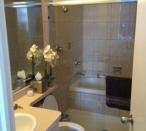 5th image of 680 N Green St APT 411