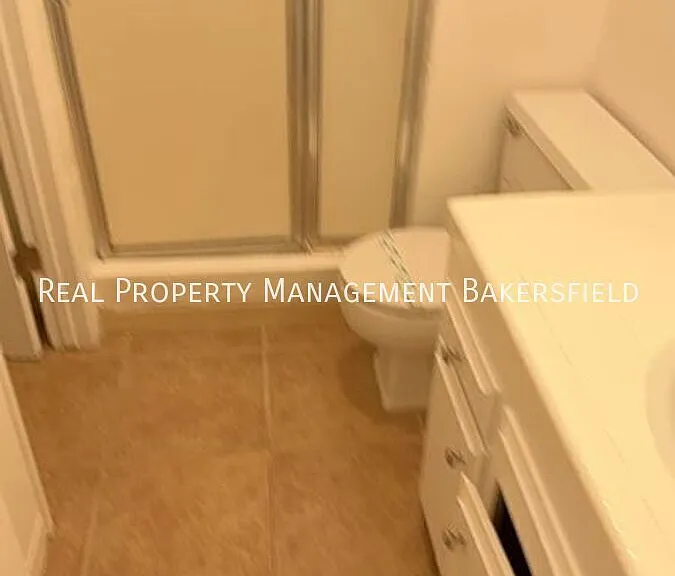 2423 Olive St #2423 — Photo 13
