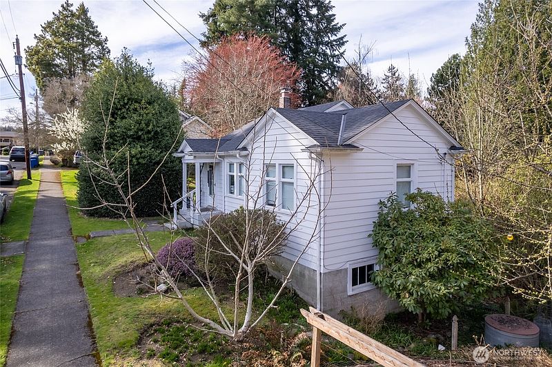 4th image of 10116 -26 NE 187th Street