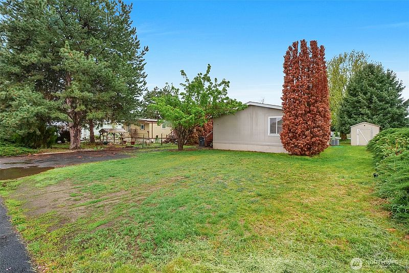 2nd image of 4815 NE Airway Drive #121