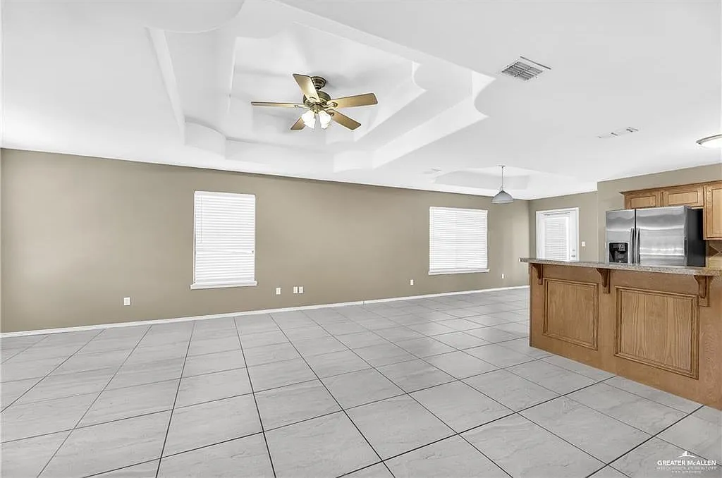 2 bed, 2.0 bath, 1375 sqft, $1,325 — Photo 3