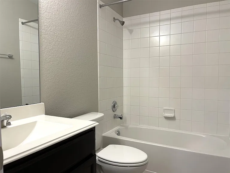 29127 Innes Park Pl — Photo 18