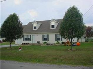 120 Royal Garden Dr, Murfreesboro, TN 37130