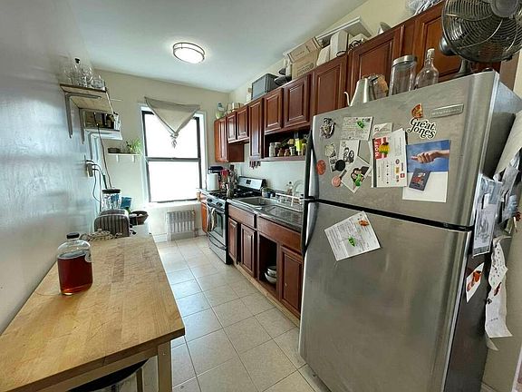 3rd image of 762 Saint Marks Ave APT 5D