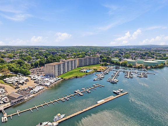 4th image of 100 Cove Way Unit 409