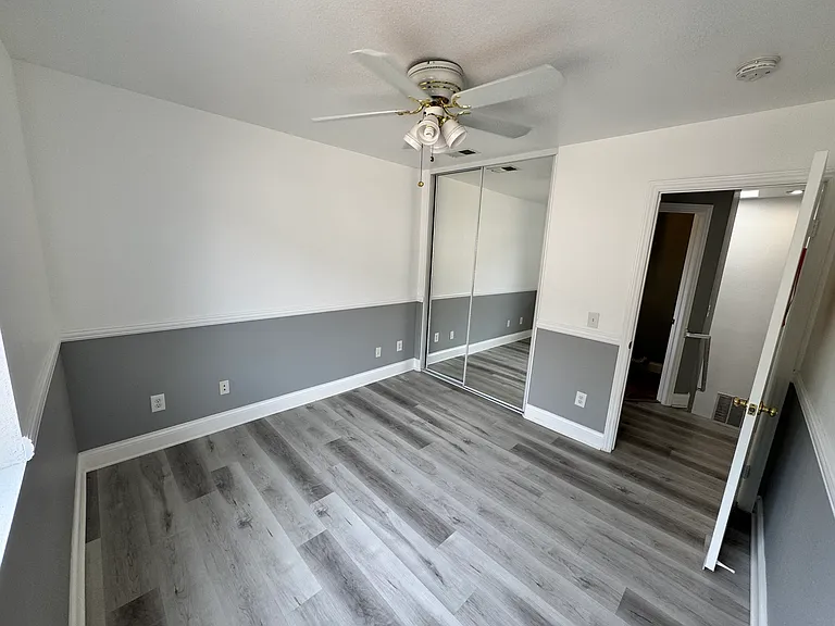 9606 Galvin Ave — Photo 14
