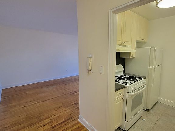 5th image of 8615 Ava Pl #3AA