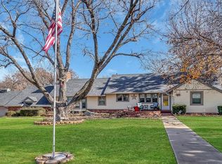 607 N College St, Cordell, OK 73632