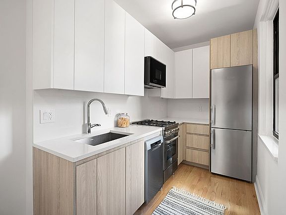 5th image of 134 W 93rd St APT 4A