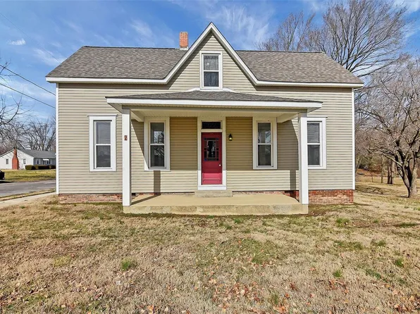 200 E High St, Okawville, IL 62271