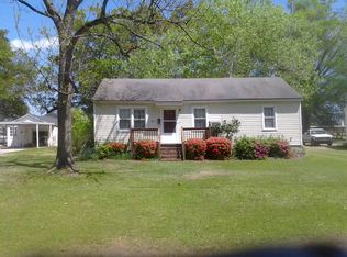 126 Lee St, Lake City, SC 29560