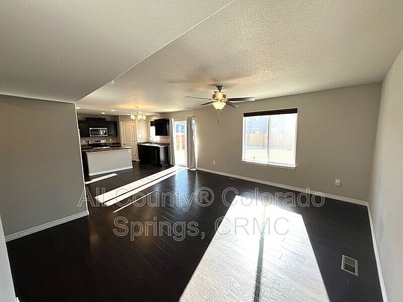 4th image of 6173 Nash Dr