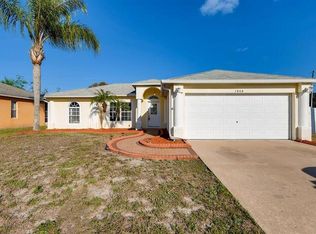 1804 Canoe Dr, Lutz, FL 33559