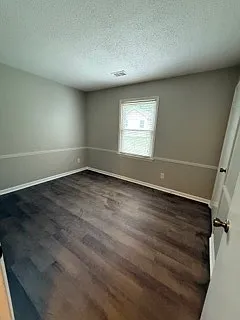 9413 Split Rail Ln — Photo 2
