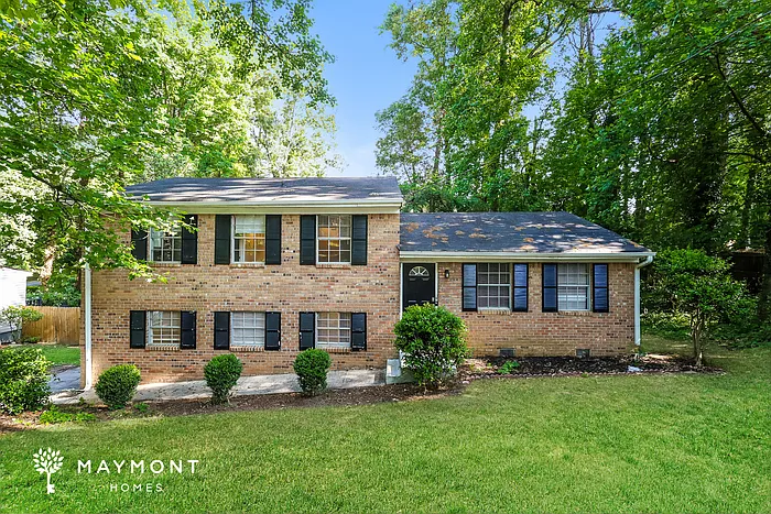 2890 Jerome Rd — Photo 1
