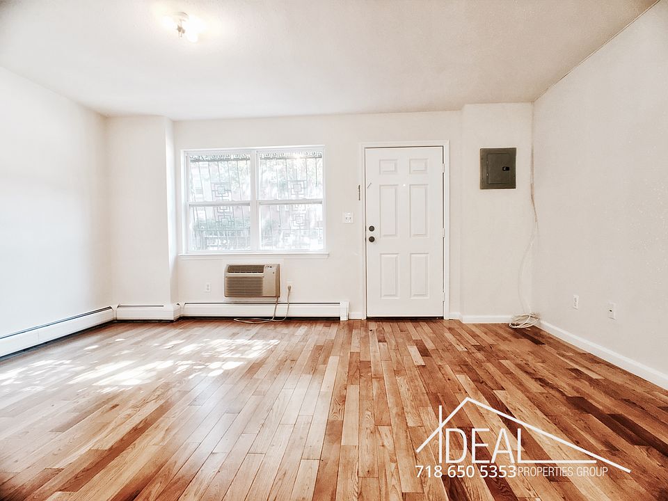 1st image of 60 Underhill Ave #1D
