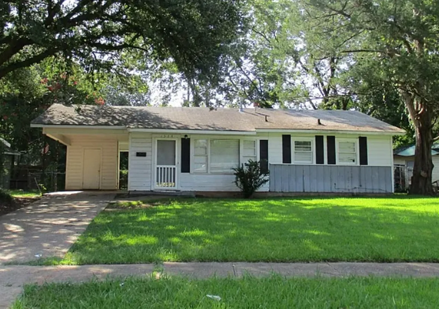 3 bedroom 1 bathroom — Photo 1