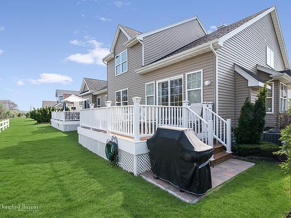 3rd image of 93 Pacific Dunes Ct