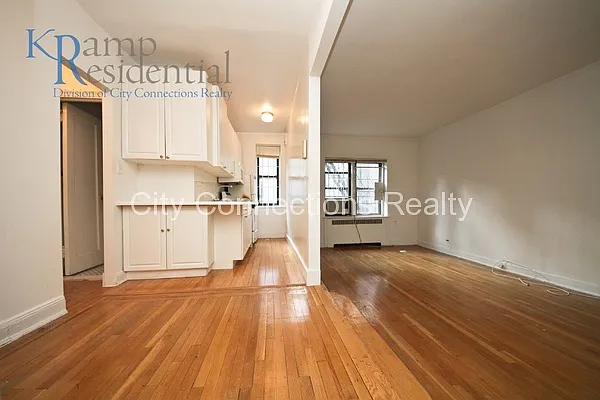 Rented by City Connections Realty | media 20
