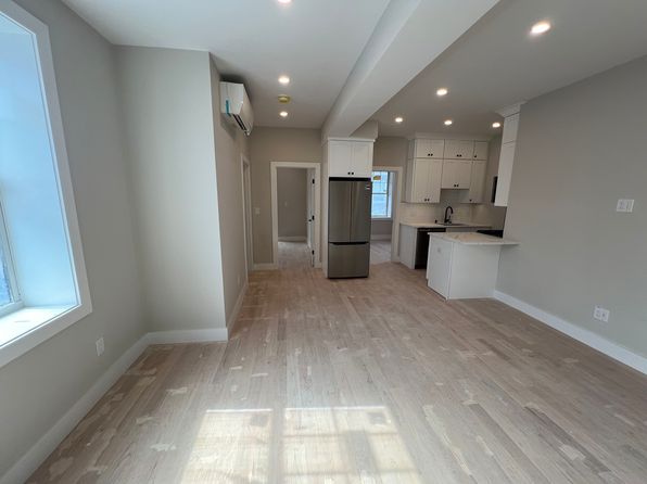 58 Lubec St #8