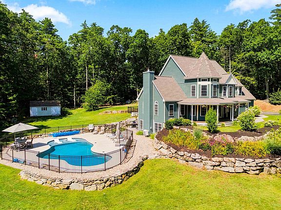 2nd image of 6 Harrington Drive