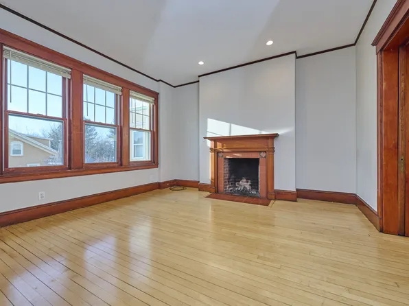 2 Avon St APT 3, Cambridge, MA 02138