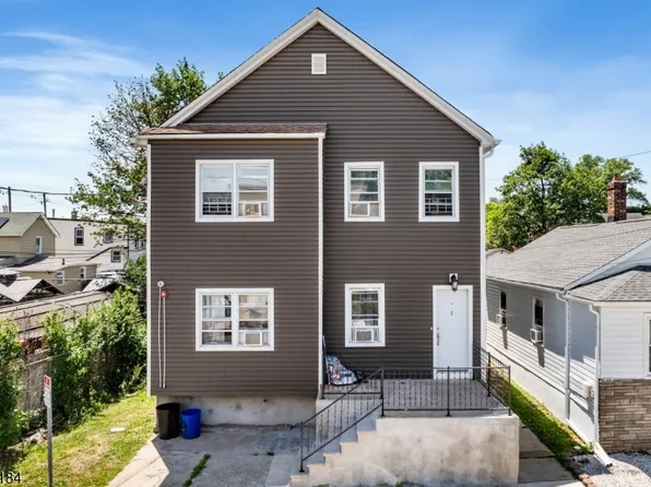158 S 5th Ave, Manville Boro, NJ 08835