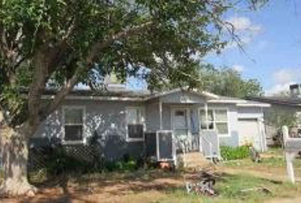 1st image of 5501 Lancaster Dr