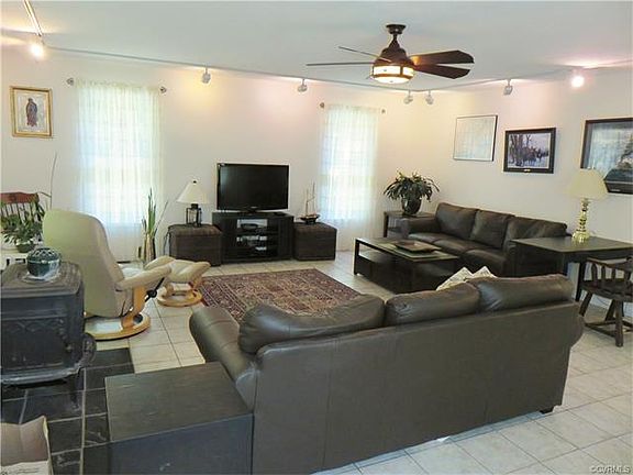 4th image of 7434 Hidden Lake Cir