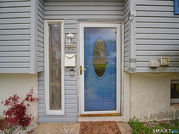 3rd image of 20 Quarry Hill Road